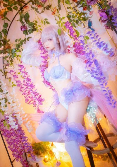 隔壁女孩儿