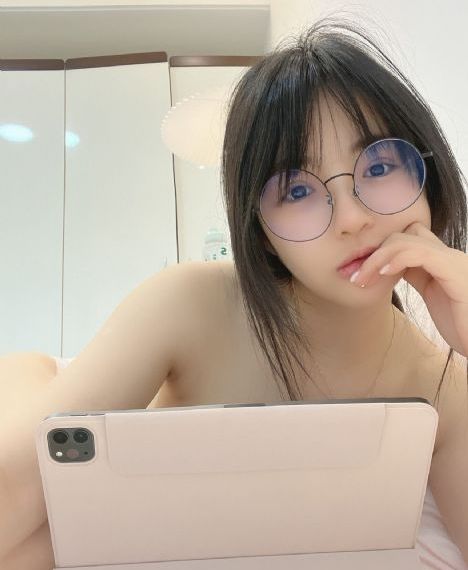 美丽的姑娘免费播放影视大全